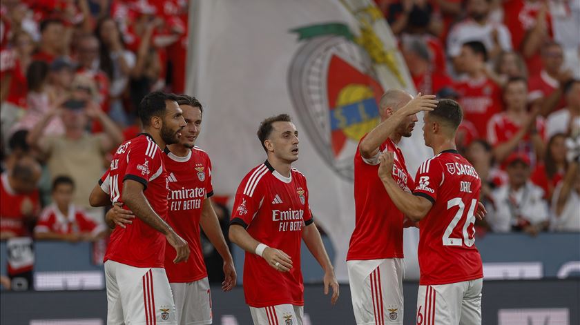 Benfica vence Eusébio Cup contra Fenerbahçe