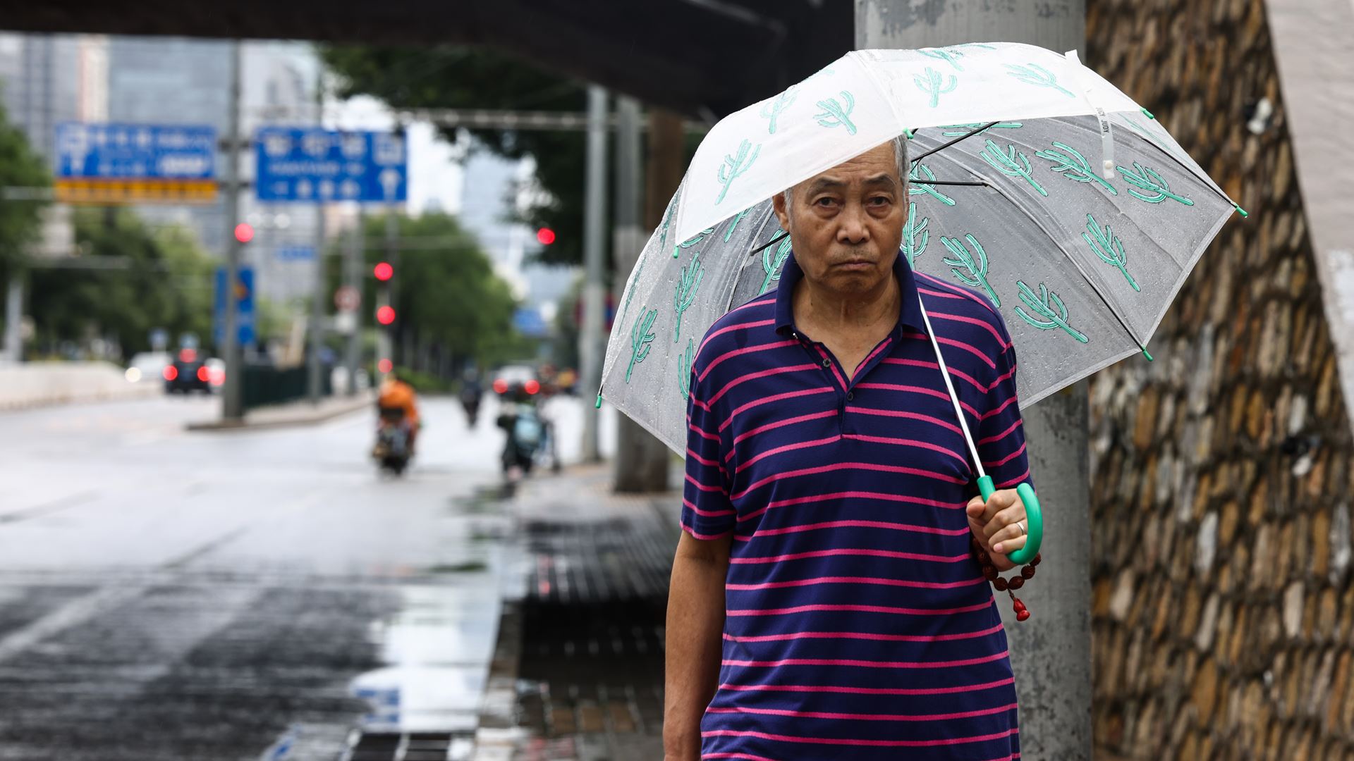 Peking ponovno razglasil najvišjo stopnjo pripravljenosti zaradi močnega deževja