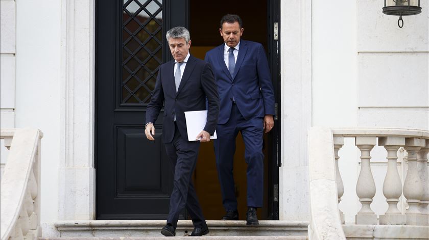 Montenegro e Carneiro "sem acordo" sobre juízes do Tribunal Constitucional