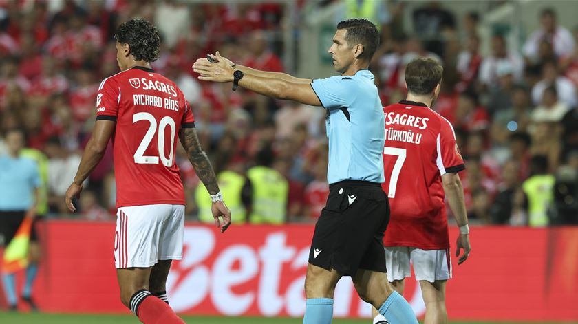 Nota 4 para Fábio Veríssimo. "Jogo sem casos, esteve bem"