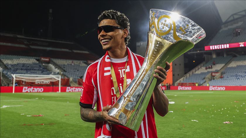 Rios no onze da semana da UEFA