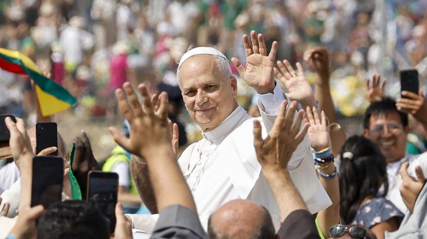Papa visita jovem espanhol internado durante Jubileu
