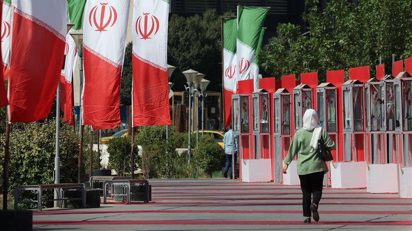 Sobe para 192 o número de mortes nos protestos contra regime iraniano