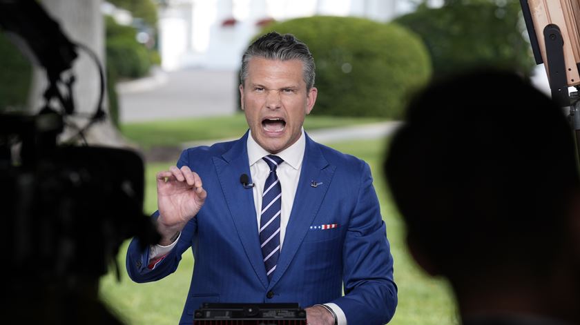 Purga no Pentágono: Demitidos chefe da inteligência militar e outros dois altos comandos