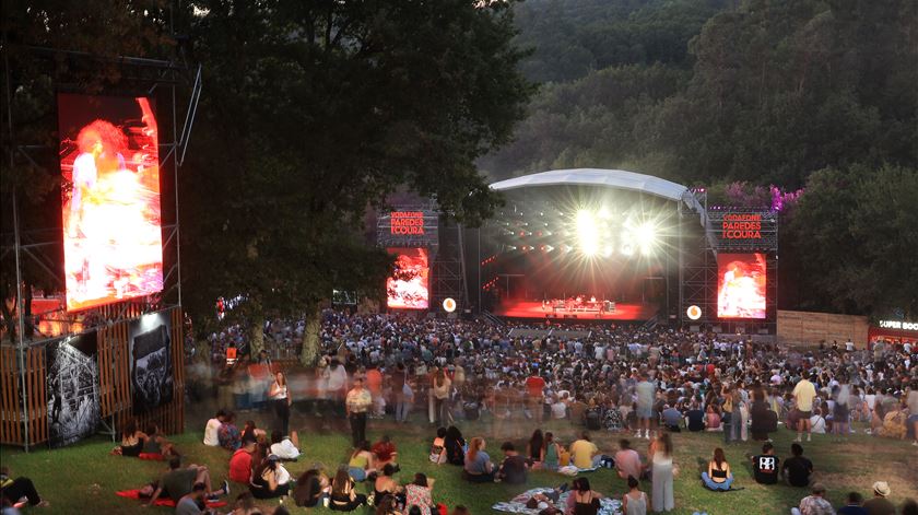 Paredes de Coura arranca com Vampire Weekend