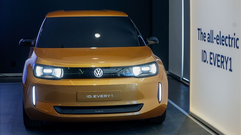 Governo garante apoio máximo de 30 milhões ao novo elétrico da Autoeuropa
