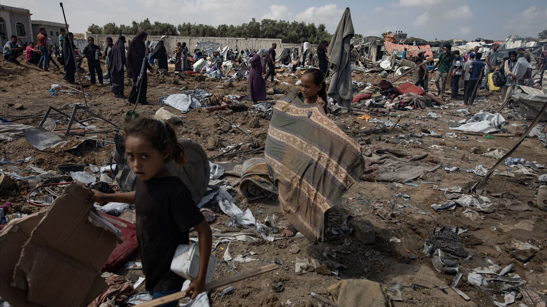Israel limita ajuda em Gaza enquanto Hamas não devolver mais corpos de reféns