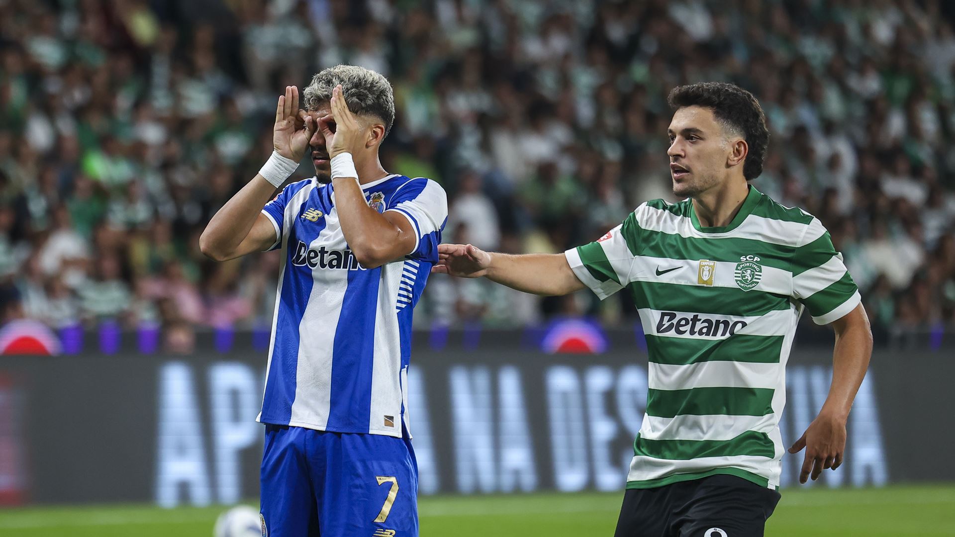 FC Porto bate Sporting no covil do leão: veja os golos e o golaço do clássico