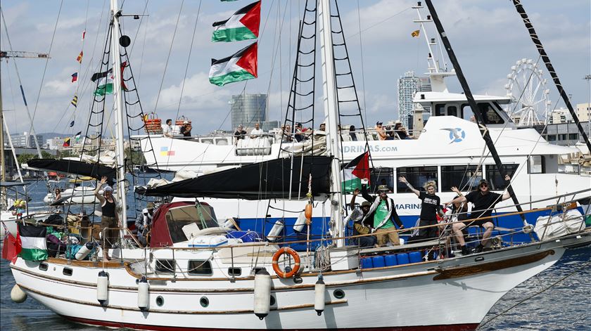 Nova flotilha para Gaza zarpa em abril de Barcelona com participação portuguesa