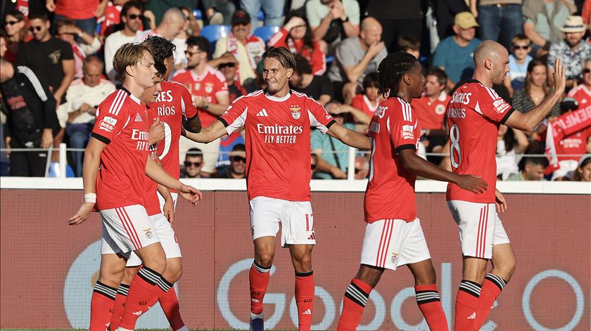 Está de regresso a Liga com Benfica-Santa e Alverca-Tondela