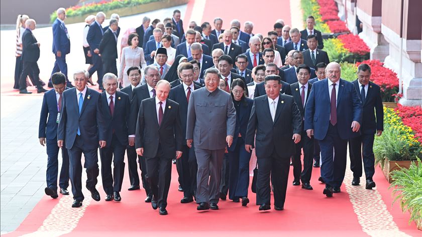 Trump diz que China, Rússia e Coreia do Norte conspiram contra os EUA, Kremlin nega