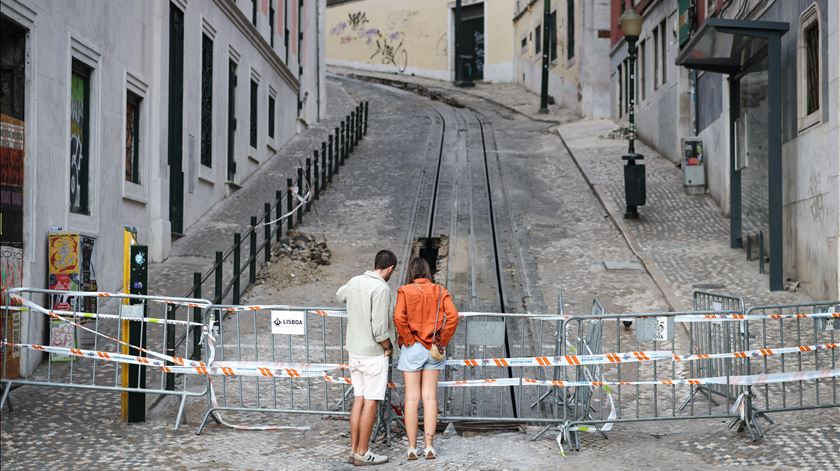 Carris lança autocarros elétricos em alternativa ao Elevador da Glória