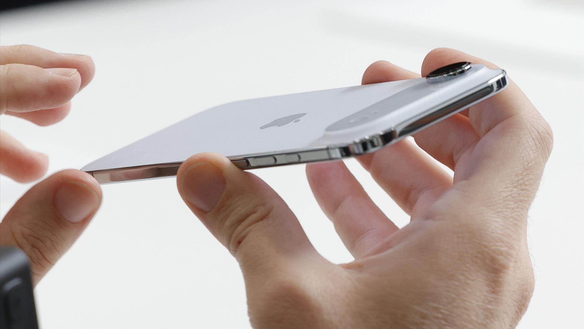 Siri Turbinada! Apple Fecha Acordo Secreto com Google para Revolucionar a IA