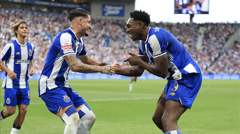 FC Porto ganha e está em lugar de qualificação direta