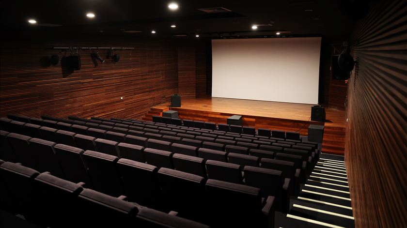 Arrábida Shopping. Maior complexo de cinemas do país pode perder salas