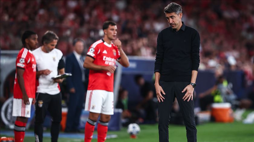 Rui Costa anuncia saída de Bruno Lage do Benfica