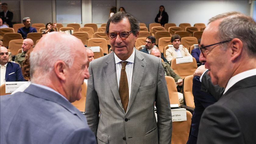 Habitação. Ministro diz que "vão começar a sentir-se diferenças" nos preços no fim de 2026