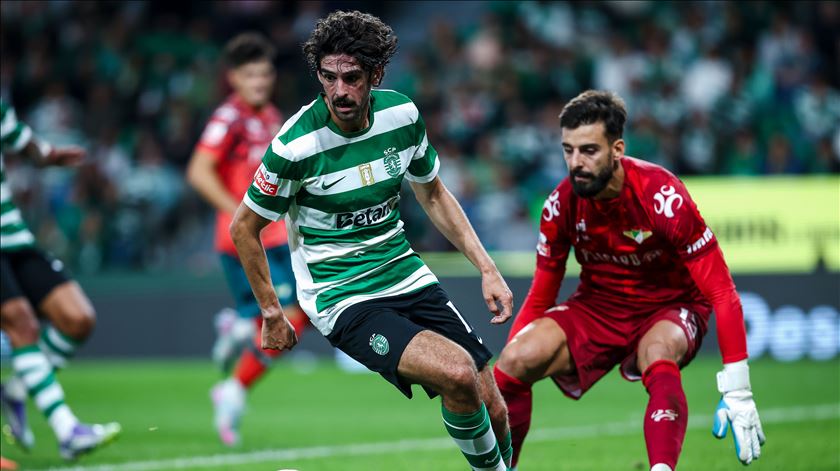 Nota 5 para Hélder Carvalho. "Assumiu decisões na área"