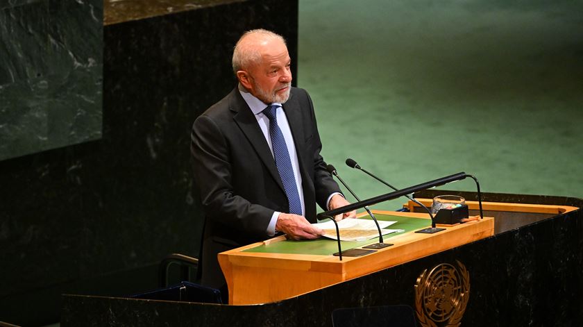 Sem falar nos EUA, Lula diz que agressão contra a independência do poder judicial "é inaceitável"