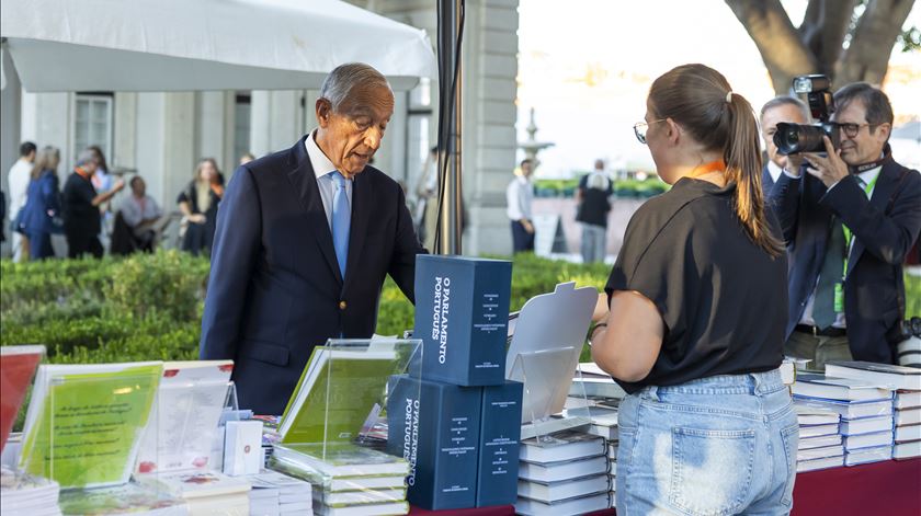 Marcelo pede menos burocracia no cheque-livro: "Resultados foram pouquinhos"