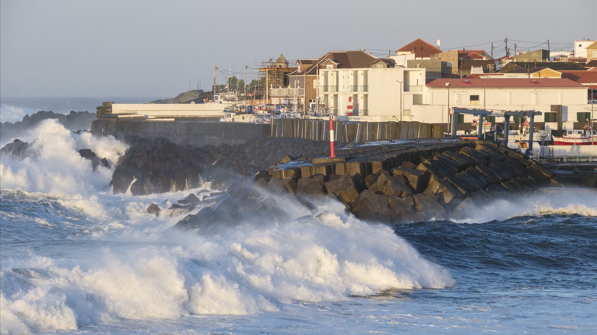 Acidente na Madeira faz seis feridos alguns de nacionalidade alemã