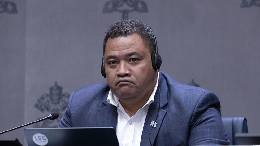 Tuvalu. "Se a comunidade internacional não fizer nada para nos salvar, desapareceremos da face da Terra"
