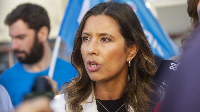 IL junta-se a Chega e também apresenta projeto de revisão constitucional IL junta-se a Chega e também apresenta projeto de revisão constitucional