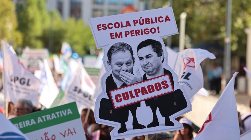 Professores em manifestação em Lisboa para reclamar valorização urgente da carreira