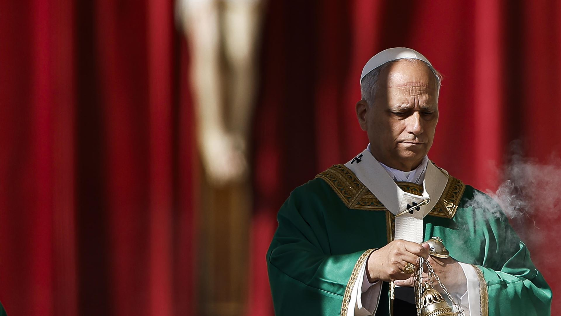 Papa Choca o Mundo: Agências de Notícias São a Última Esperança Contra a 'Informação Lixo'!