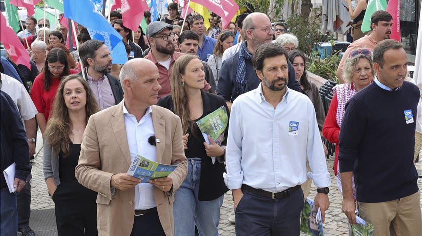 "Costa erguida, sorriso na cara". CDU reafirma como meta vencer 19 autarquias