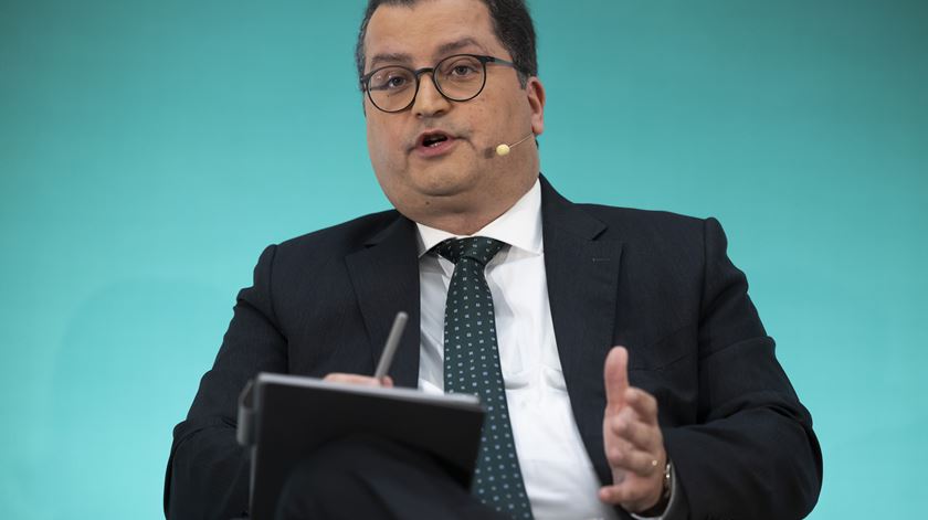 Banca reage ao OE. “Os bancos já pagam impostos extraordinários”