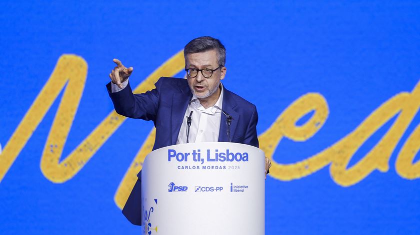 PS responsabiliza Carlos Moedas por eventual “corrida” ao Alojamento Local