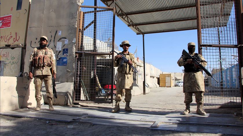 Fracassam negociações entre Paquistão e Afeganistão para cessar-fogo