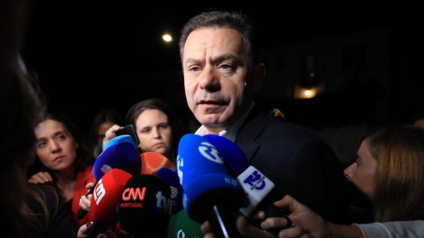 Estado de calamidade? Governo está no terreno a avaliar consequências do temporal