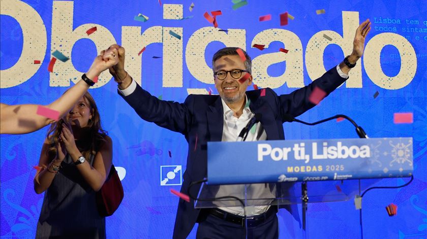 Carlos Moedas integra ex-vereadora do Chega no executivo e assegura maioria na Câmara de Lisboa