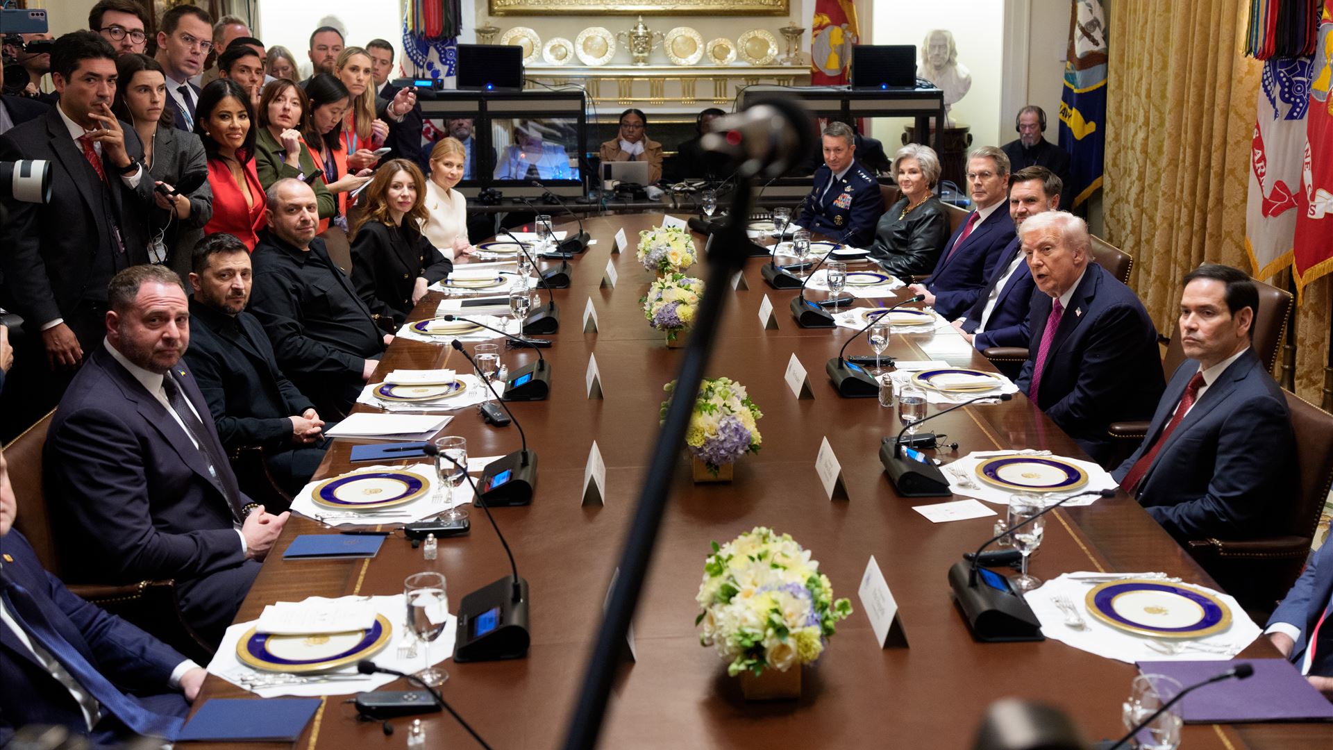 ​Tomahawks e conversações com a Rússia: o que sabemos da reunião Trump-Zelensky