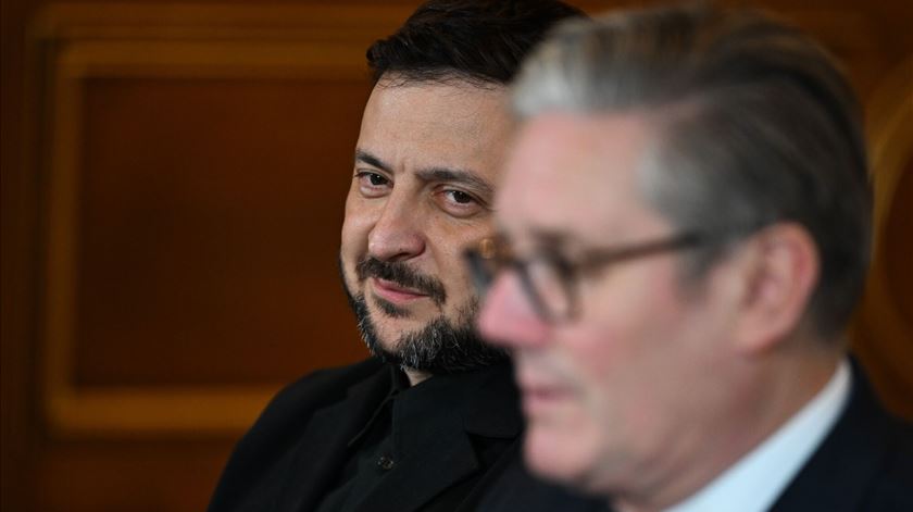 Zelensky anuncia reforma de setor energético após escândalo de corrupção