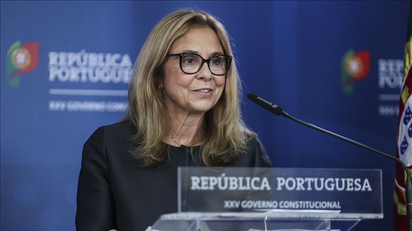 Governo aprova urgências regionais e regras para médicos tarefeiros