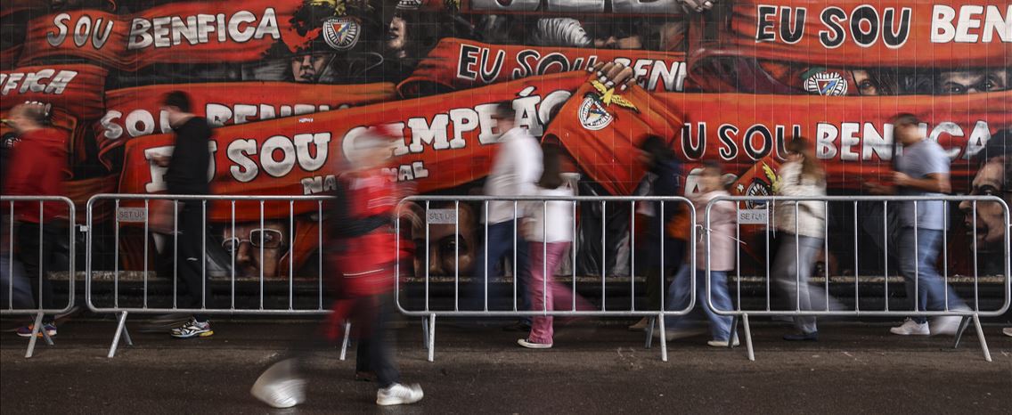 Horário, tempos de espera e colocação de cruz. O que precisa de saber sobre eleições do Benfica