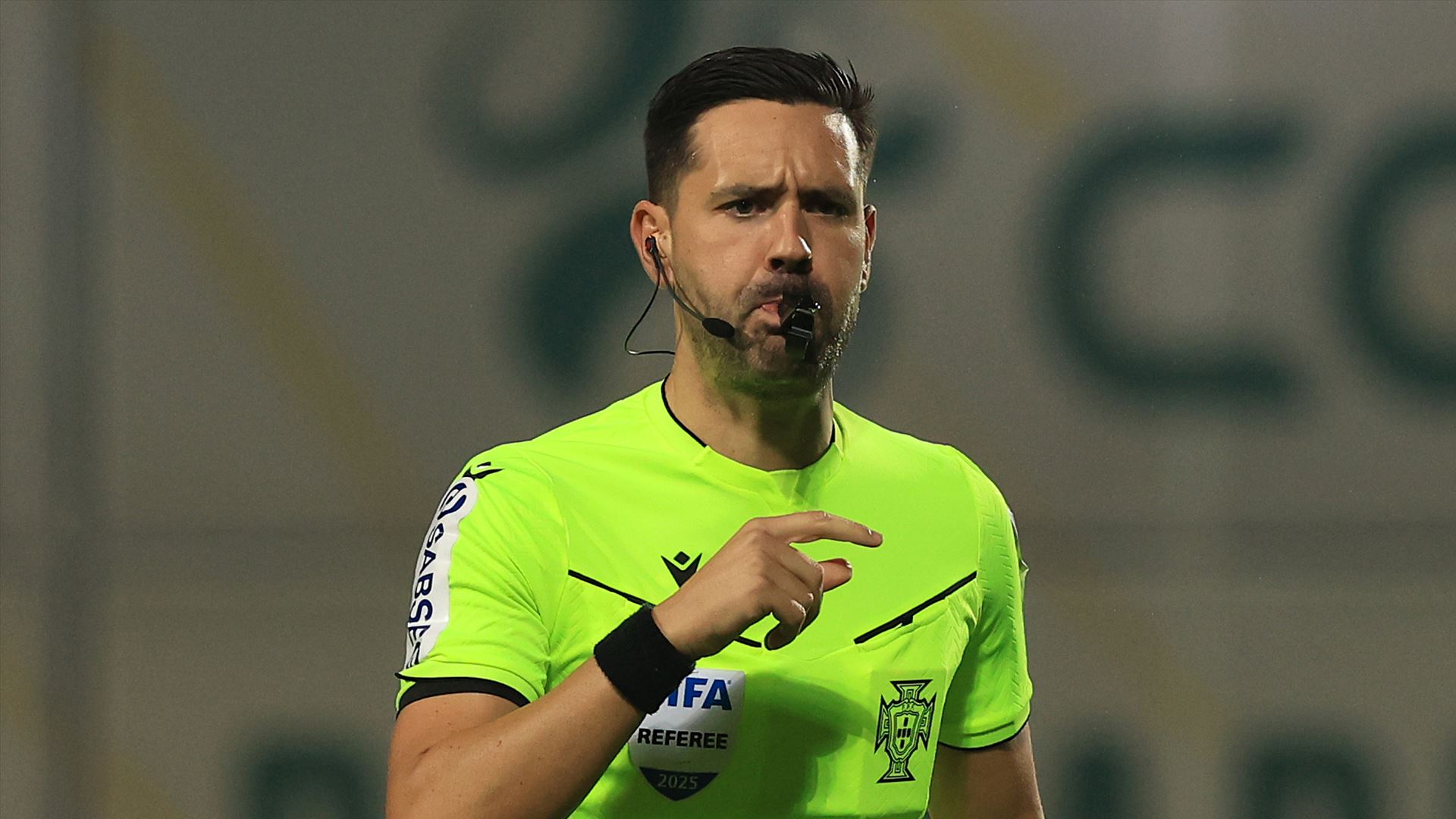 Nota 3 e Críticas Fortes! Árbitro João Gonçalves Sob Fogo Após Jogo Moreirense x FC Porto