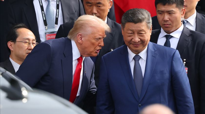Trump diz que Xi Jinping compreende "consequências" de invasão de Taiwan
