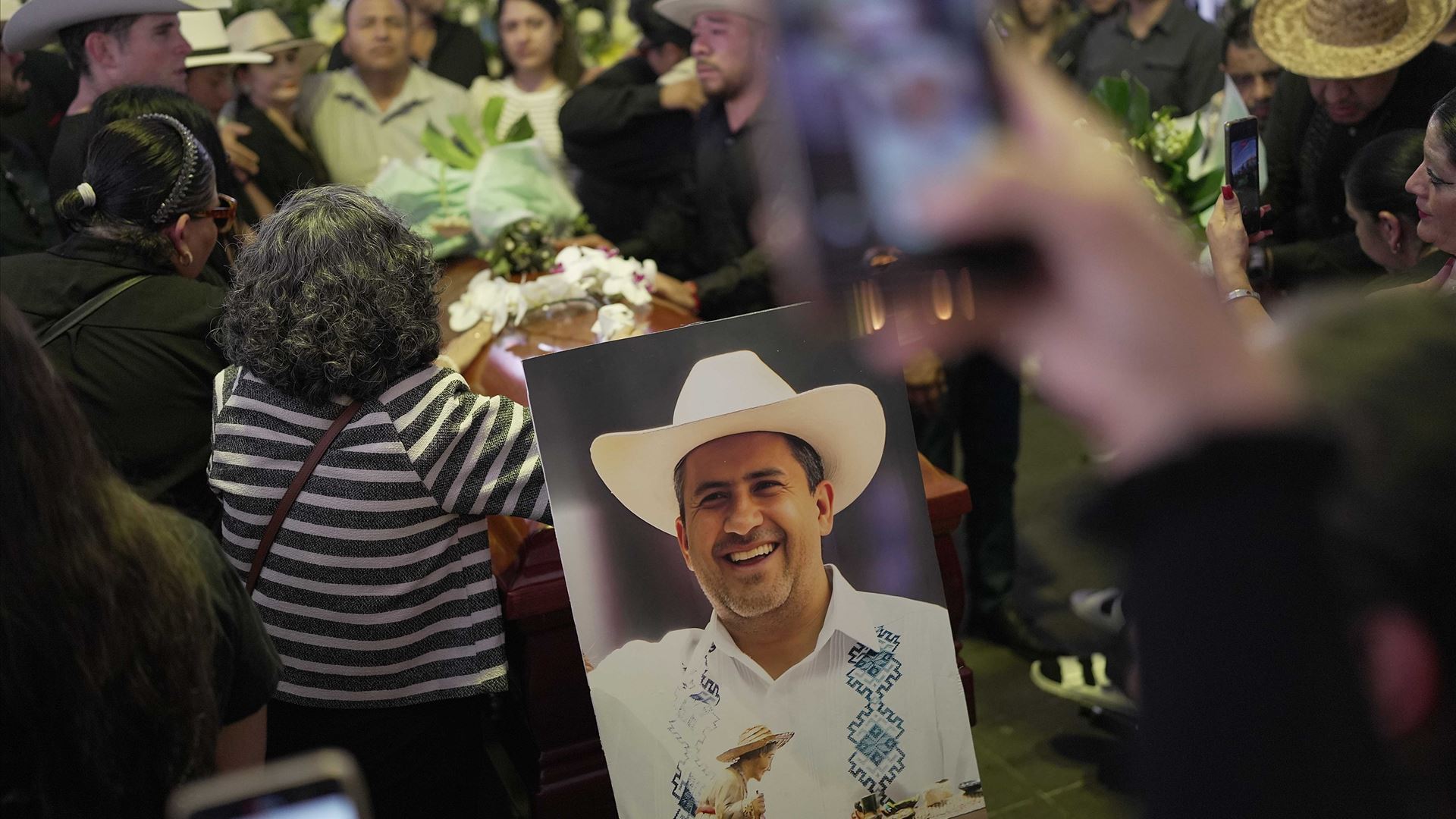 Urgente! Autarca Mexicano Executado em Festa do Dia dos Mortos: O Que Aconteceu?