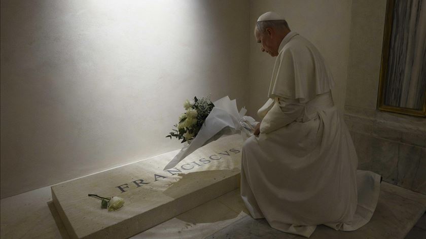 Leão XIV diz que Francisco “deu muito à Igreja com o seu testemunho e palavra” Leão XIV diz que Francisco “deu muito à Igreja com o seu testemunho e palavra”