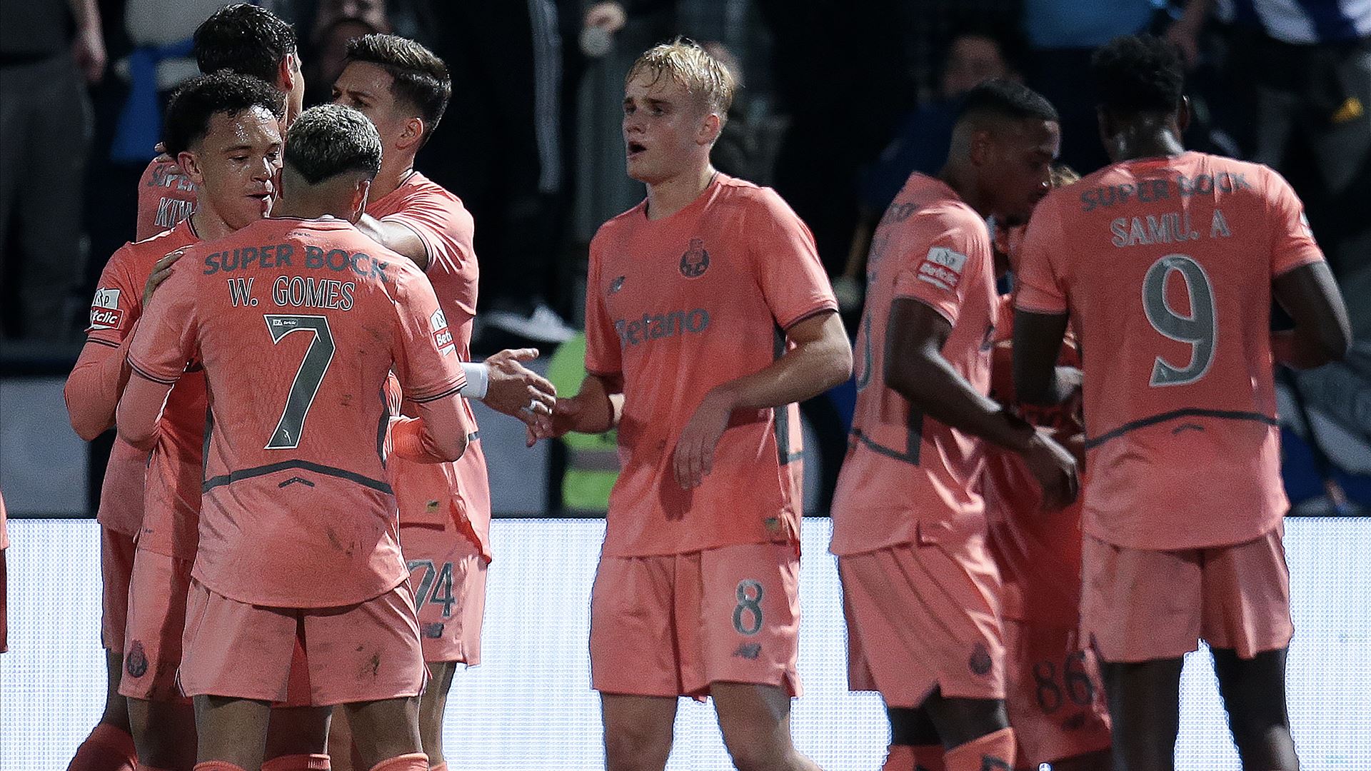 Recorde os melhores momentos do Famalicão - FC Porto