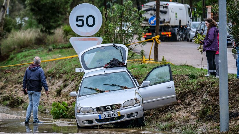 Depressão Cláudia: as imagens da destruição provocada pelas cheias e ventos fortes