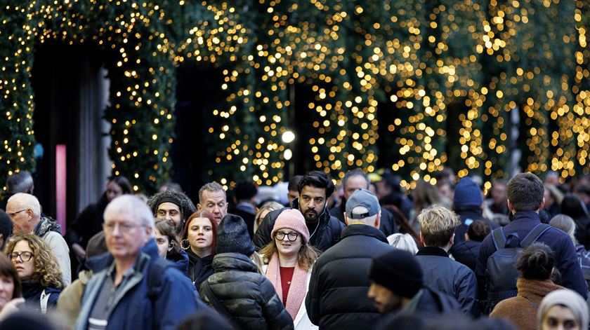 Black Friday: DECO alerta para práticas enganosas, comércio do Porto vive momento forte do ano