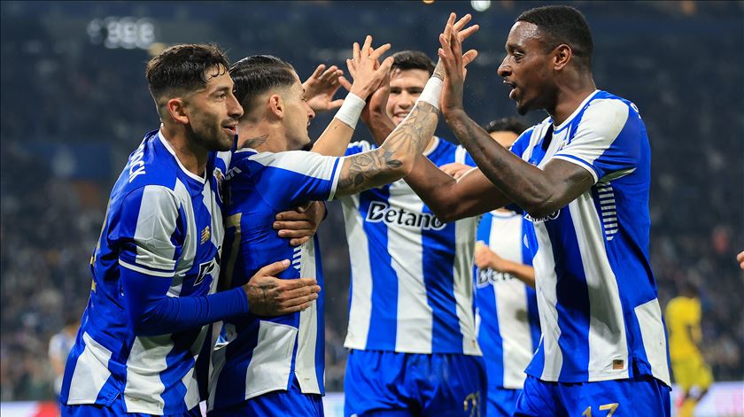 "O Estrela bate-se bem e vem com algum oxigénio": Chaínho e um aviso para o FC Porto