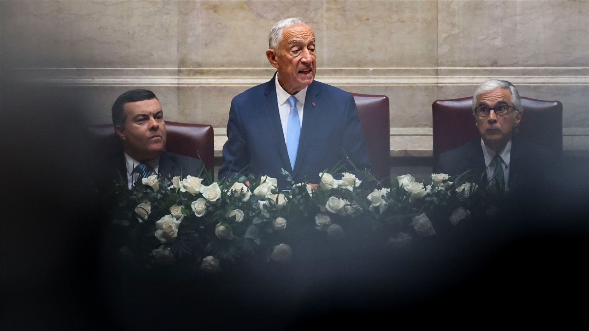 Marcelo Detona Governo por 'Esquecer' o 25 de Abril: Críticas Explosivas e Apelo Urgente!