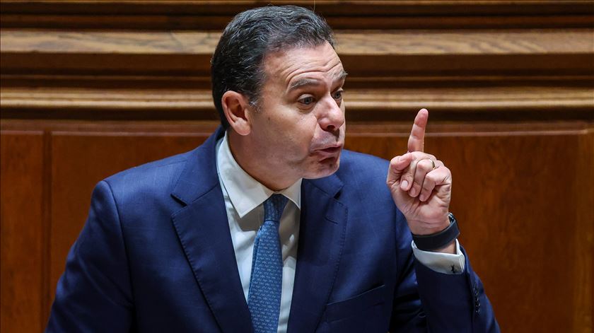 "Estou em casa e penso: 'Vou fazer greve porquê?'" PM diz que protesto "não faz sentido"