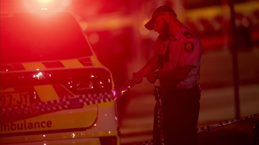 Pai e filho serão autores de ataque que matou 16 pessoas na Austrália